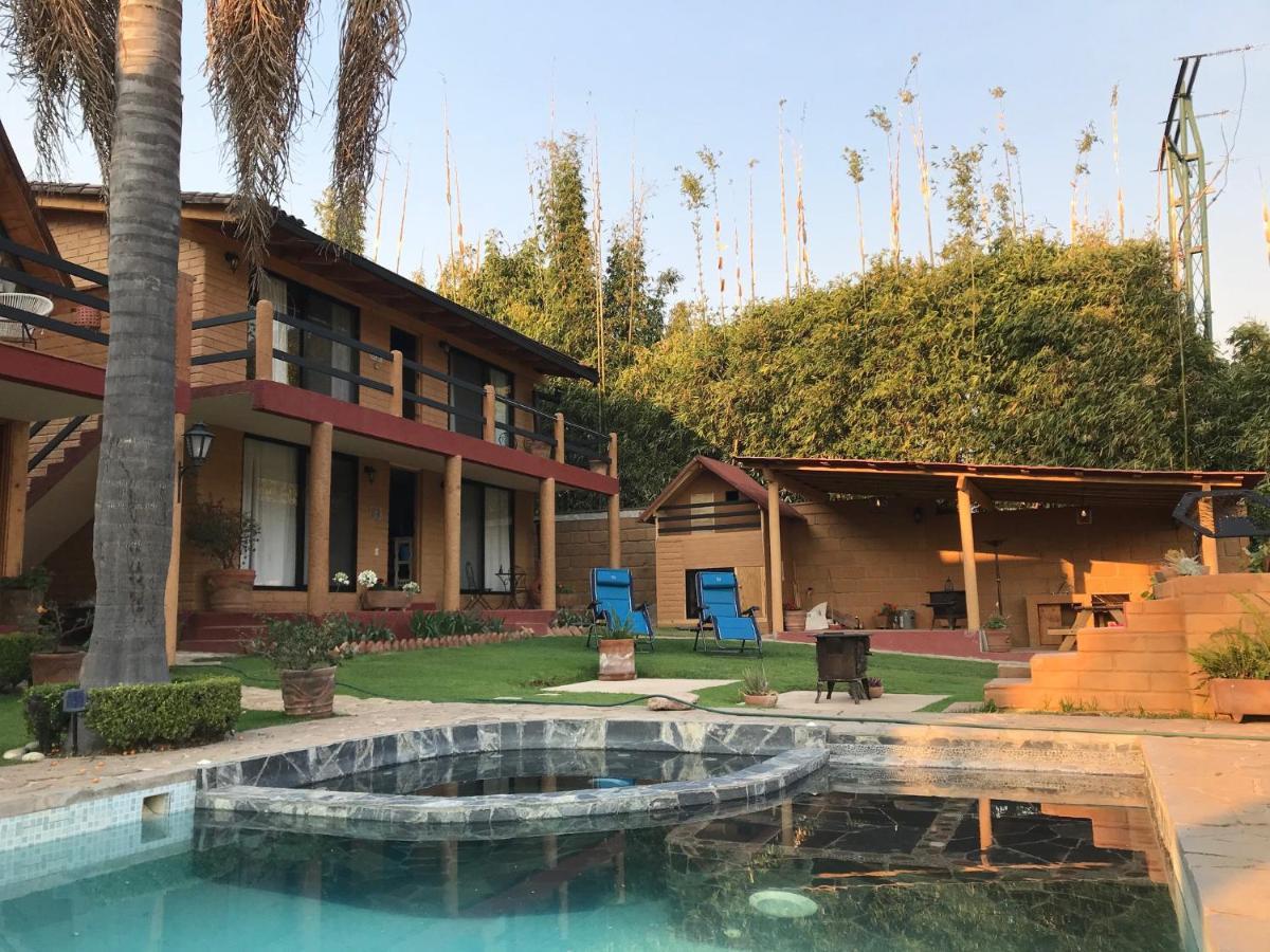 Cabanas Lago Escondido バジェ・デ・ブラボ エクステリア 写真