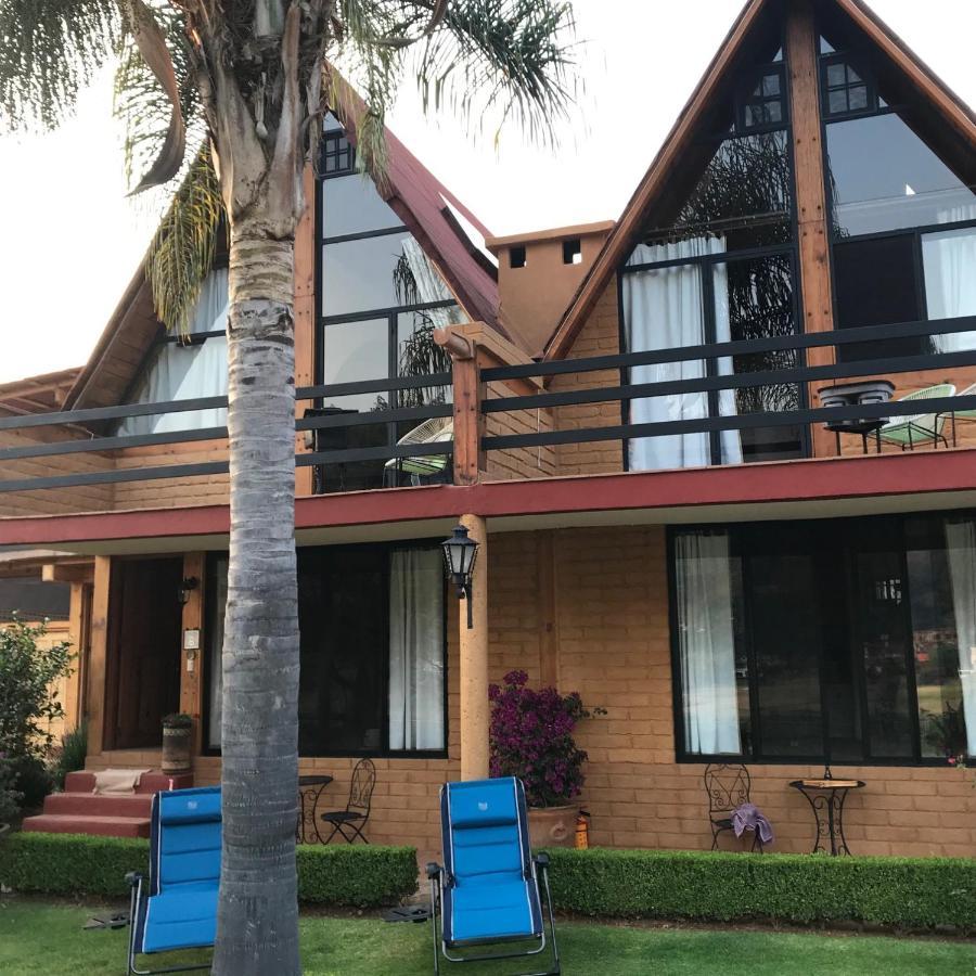 Cabanas Lago Escondido バジェ・デ・ブラボ エクステリア 写真