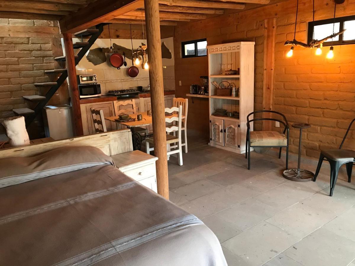 Cabanas Lago Escondido バジェ・デ・ブラボ エクステリア 写真