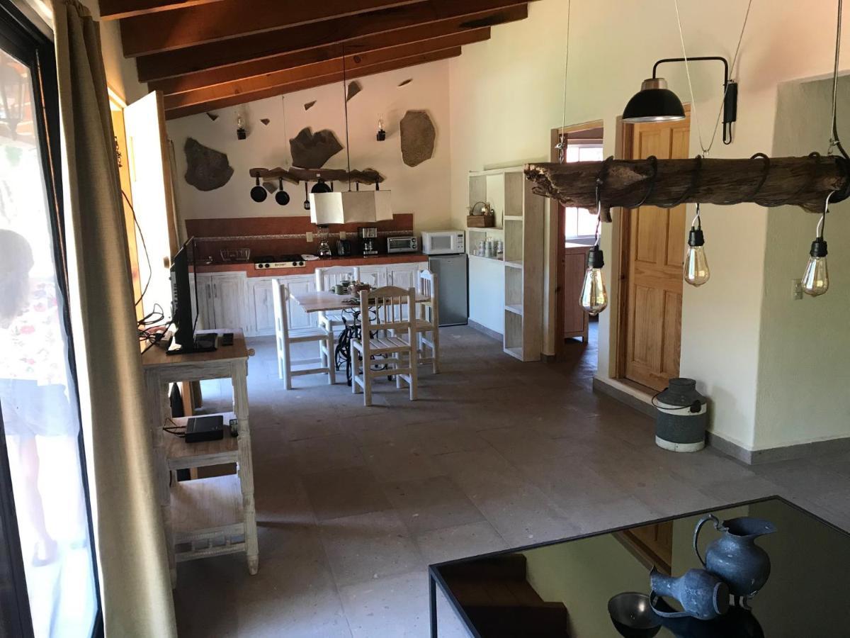 Cabanas Lago Escondido バジェ・デ・ブラボ エクステリア 写真