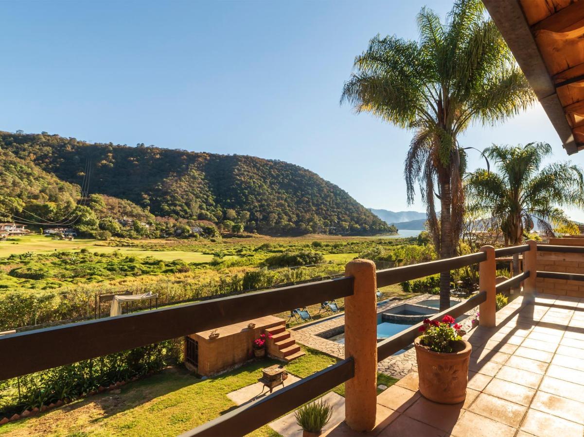 Cabanas Lago Escondido バジェ・デ・ブラボ エクステリア 写真
