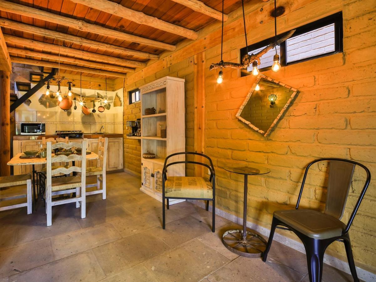 Cabanas Lago Escondido バジェ・デ・ブラボ エクステリア 写真